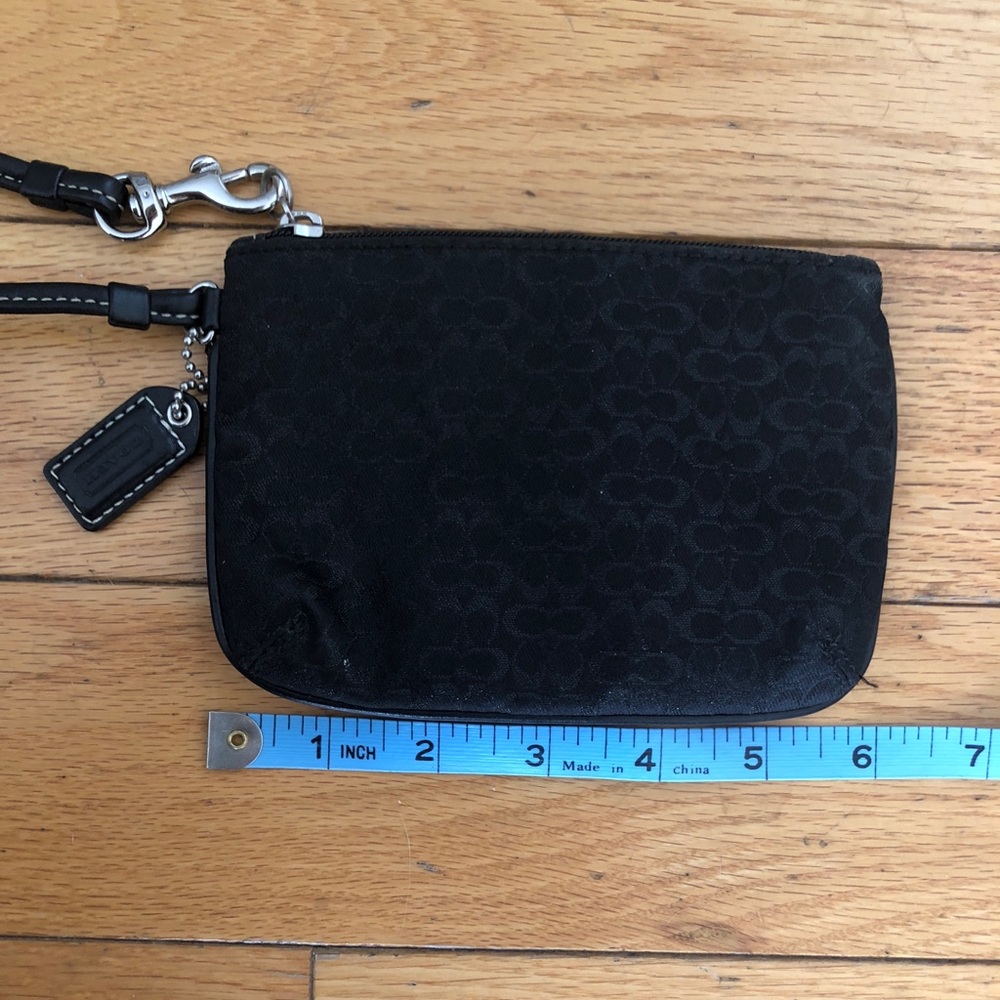 Small Coach Wristlet! - Picture 4 of 5